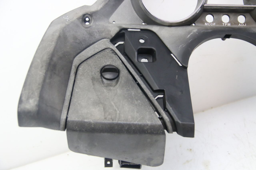 photo de ENTOURAGE COMPTEUR KYMCO DINK STREET 125 (2009 - 2014) - Vue produit