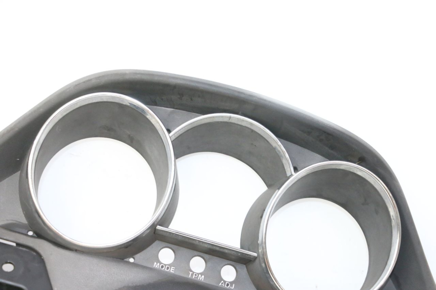 photo de ENTOURAGE COMPTEUR KYMCO DINK STREET 125 (2009 - 2014) - Photo complémentaire