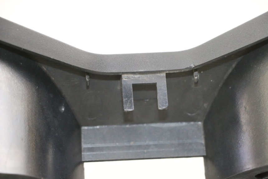 photo de ENTOURAGE COMPTEUR SUZUKI DL V STROM 1000 (2002 - 2007) - État de surface