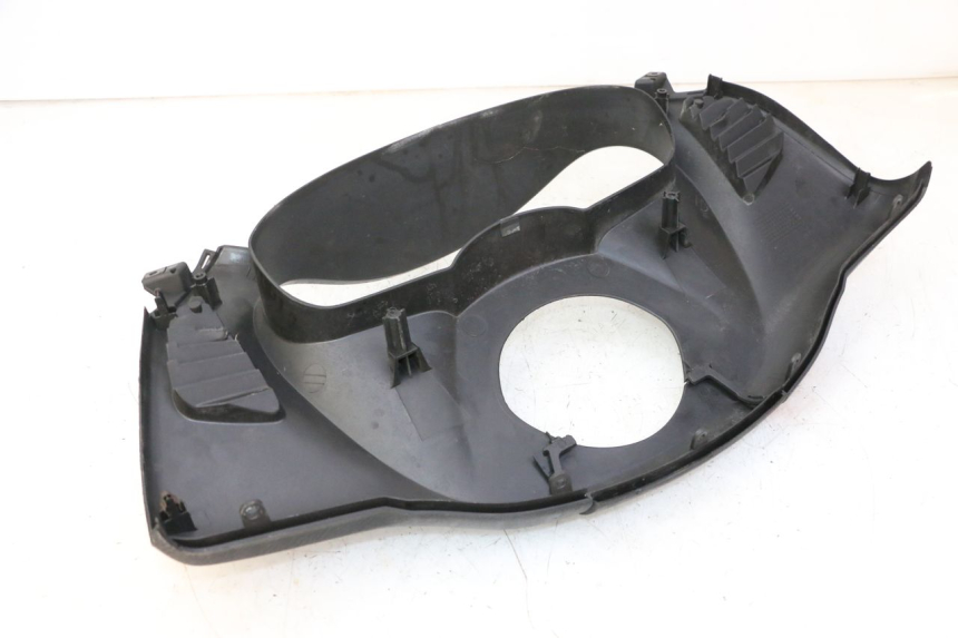 photo de ENTOURAGE COMPTEUR HONDA FES S-WING SWING ABS 125 (2007 - 2015) - Zoom état d’usage