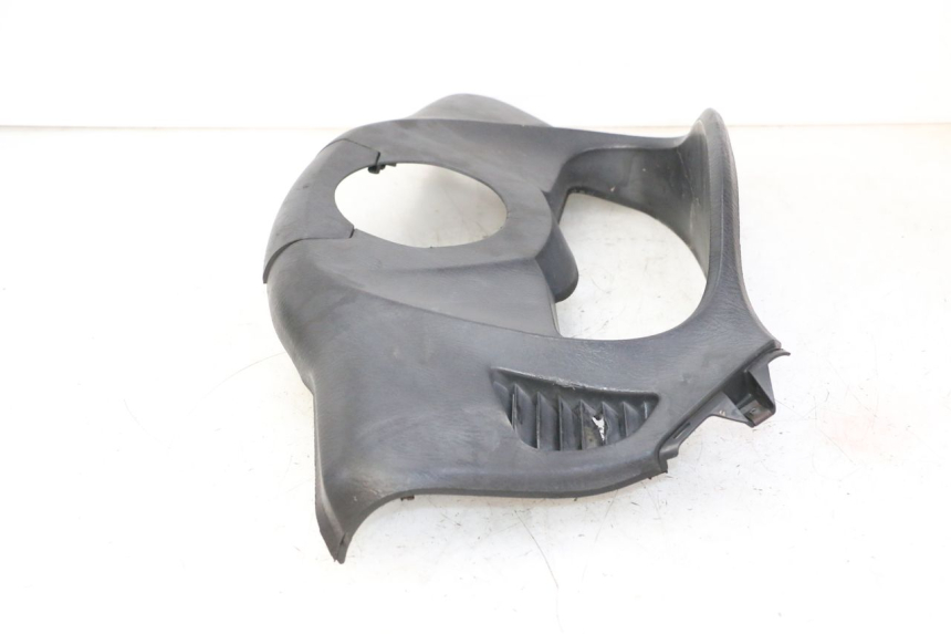 photo de ENTOURAGE COMPTEUR HONDA FES S-WING SWING ABS 125 (2007 - 2015) - Points de fixation