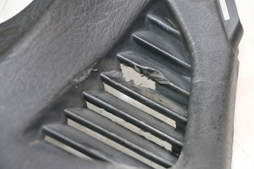 photo de ENTOURAGE COMPTEUR HONDA FES S-WING SWING ABS 125 (2007 - 2015) - Marquages et références