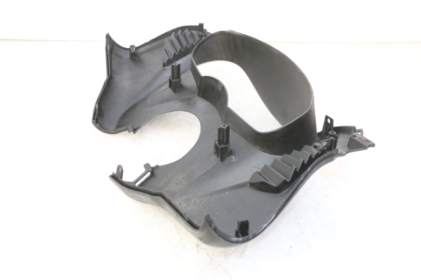 photo de ENTOURAGE COMPTEUR HONDA FES S-WING SWING ABS 125 (2007 - 2015) - Gros plan technique