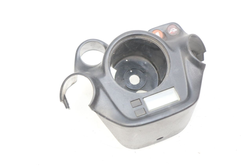 photo de ENTOURAGE COMPTEUR PEUGEOT FOX 50 (1995 - 2003) - Points de fixation