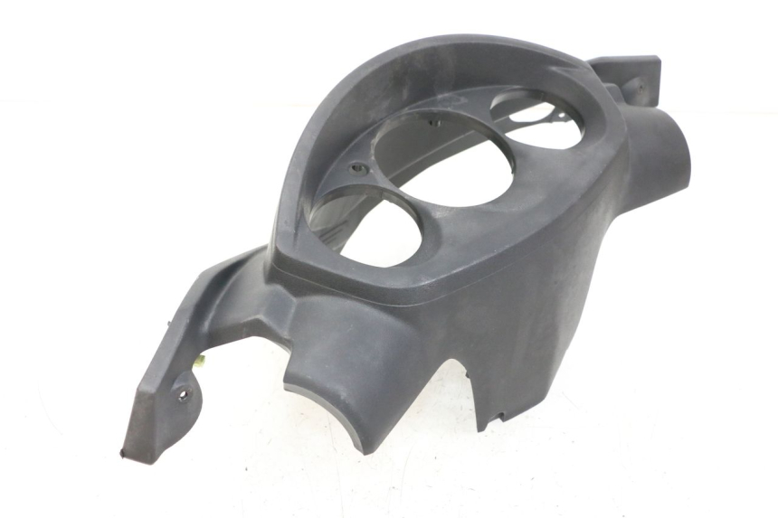 photo de ENTOURAGE COMPTEUR PEUGEOT GEOPOLIS RS 125 (2007 - 2009) - Gros plan technique