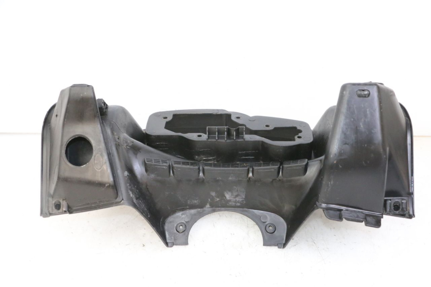 photo de ENTOURAGE COMPTEUR GILERA NEXUS 300 (2008 - 2013) - Gros plan technique