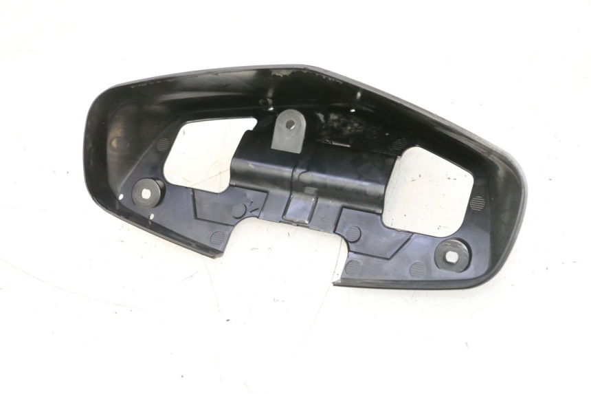 photo de ENTOURAGE COMPTEUR SUZUKI GSR 600 (2005 - 2012) - Vue principale