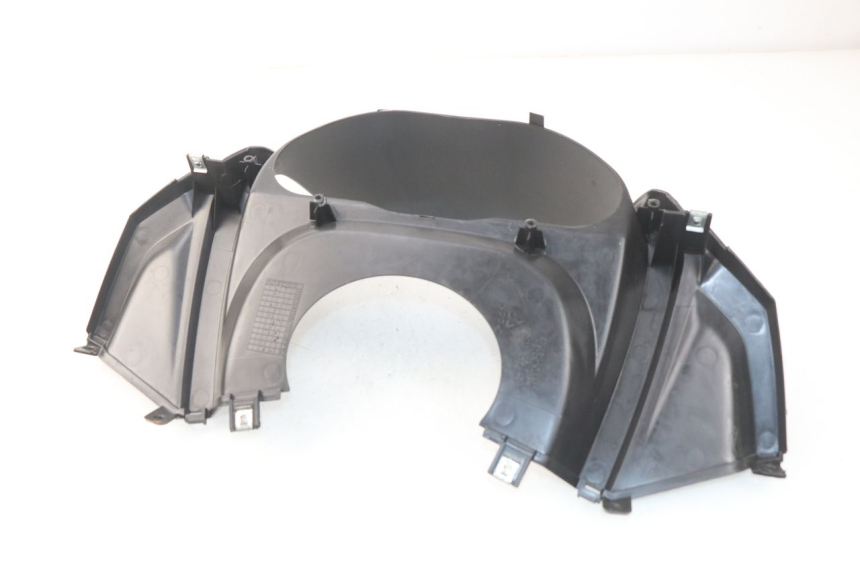 photo de ENTOURAGE COMPTEUR SYM GTS EFI ABS 125 (2012 - 2016) - Points de fixation