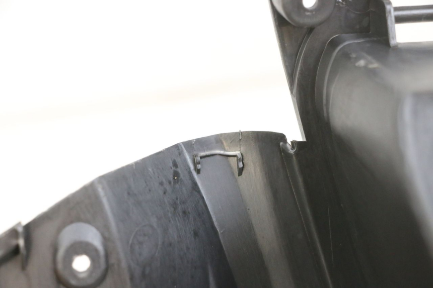 photo de ENTOURAGE COMPTEUR SYM GTS EVO 125 (2009 - 2013) - Détail de la pièce