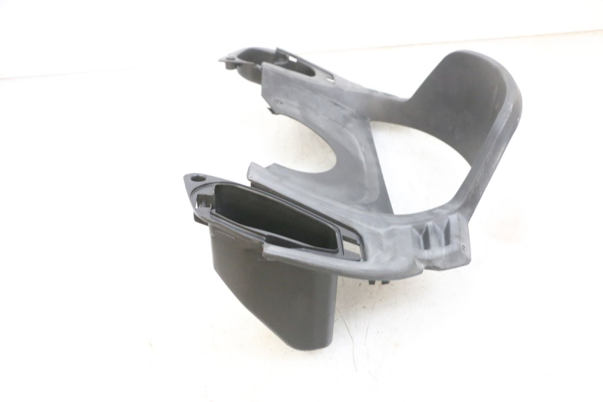 photo de ENTOURAGE COMPTEUR SYM GTS EVO 125 (2009 - 2013) - État de surface