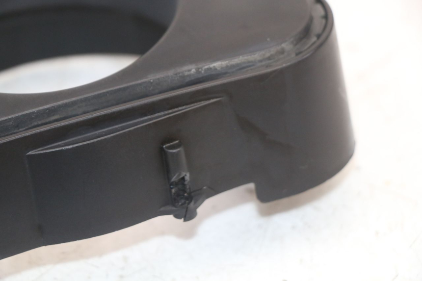 photo de ENTOURAGE COMPTEUR HONDA CBR F 1000 (1993 - 1996) - Zoom état d’usage