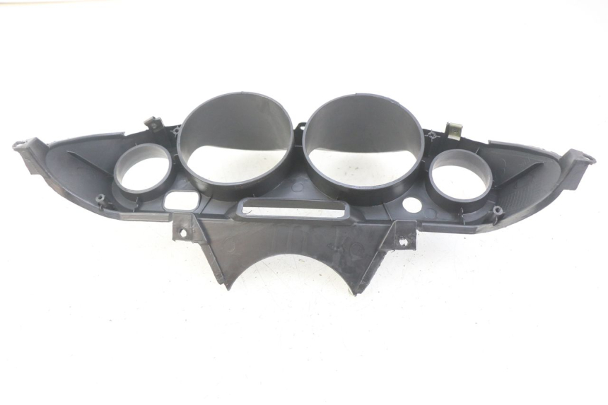 photo de ENTOURAGE COMPTEUR REVATTO IMPERATOR 125 (2007 - 2015) - Zoom état d’usage