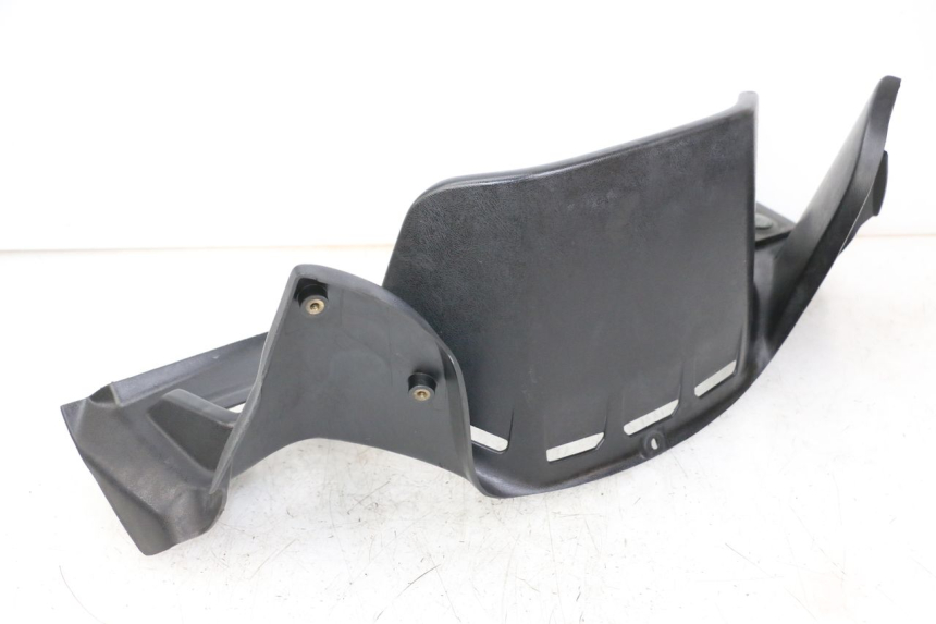 photo de ENTOURAGE COMPTEUR KAWASAKI GTR 1000 (1994 - 2004) - Autre angle de vue