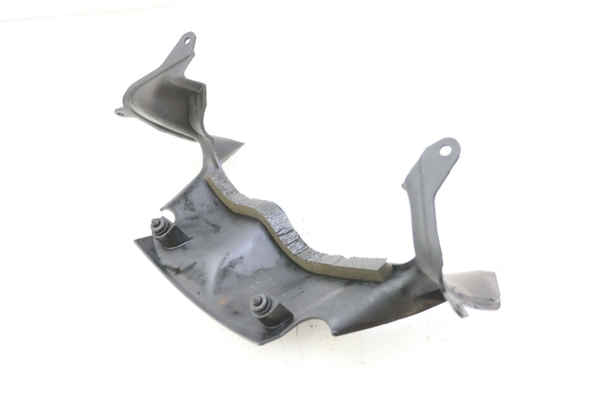 photo de ENTOURAGE COMPTEUR KAWASAKI ZR7 ZR-7 S 750 (1999 - 2004) - Zoom état d’usage