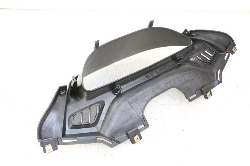 photo de ENTOURAGE COMPTEUR KYMCO XCITING 500 (2007 - 2010) - Zoom état d’usage