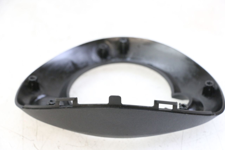 photo de ENTOURAGE COMPTEUR MBK OVETTO ONE 2T 50 (2013 - 2017) - Détail de la pièce