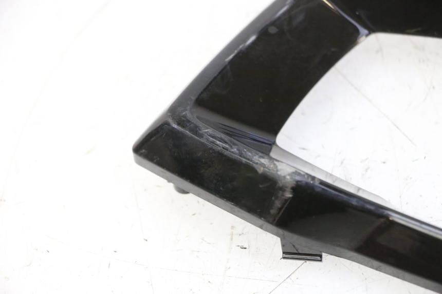 photo de ENTOURAGE COMPTEUR PIAGGIO MP3 HPE 310 (2024 - 2025) - Pièce contrôlée