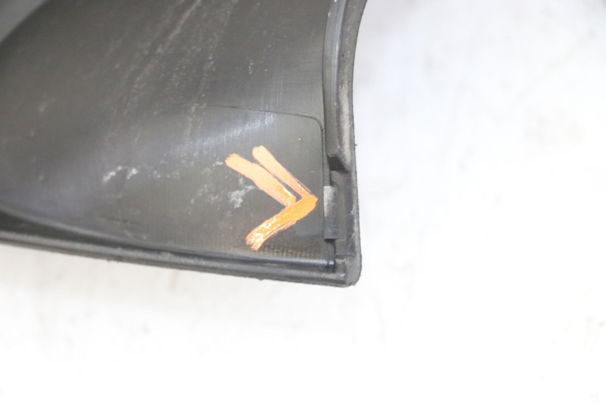 photo de ENTOURAGE COMPTEUR PIAGGIO MP3 LT 300 (2010 - 2016) - Vue rapprochée