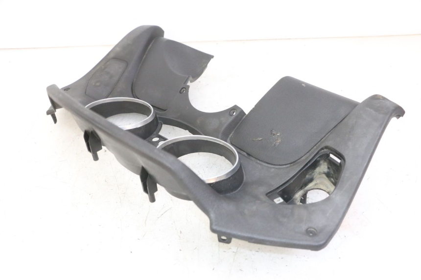 photo de ENTOURAGE COMPTEUR PIAGGIO MP3 LT 300 (2010 - 2016) - Zoom état d’usage