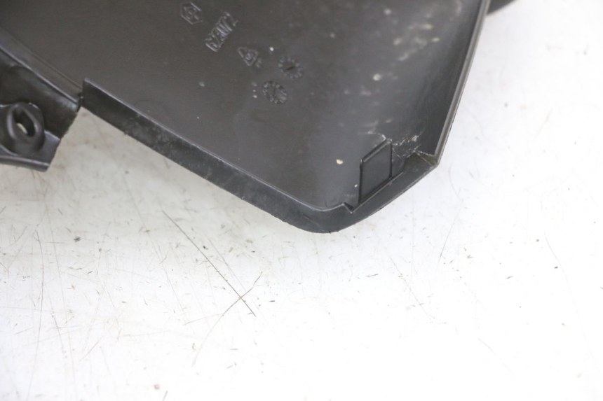 photo de ENTOURAGE COMPTEUR PIAGGIO MP3 LT 400 (2007 - 2012) - Vue produit