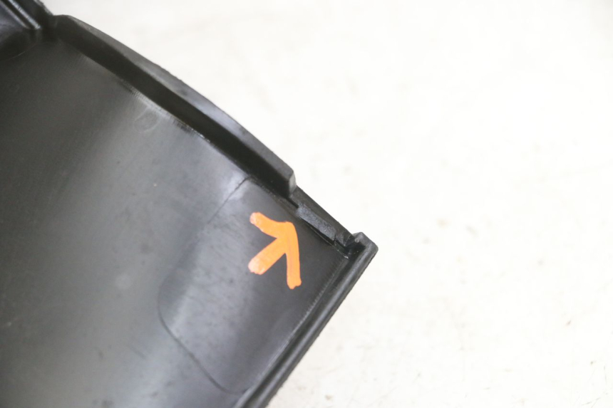 photo de ENTOURAGE COMPTEUR PIAGGIO MP3 LT 400 (2007 - 2012) - Détails caractéristiques