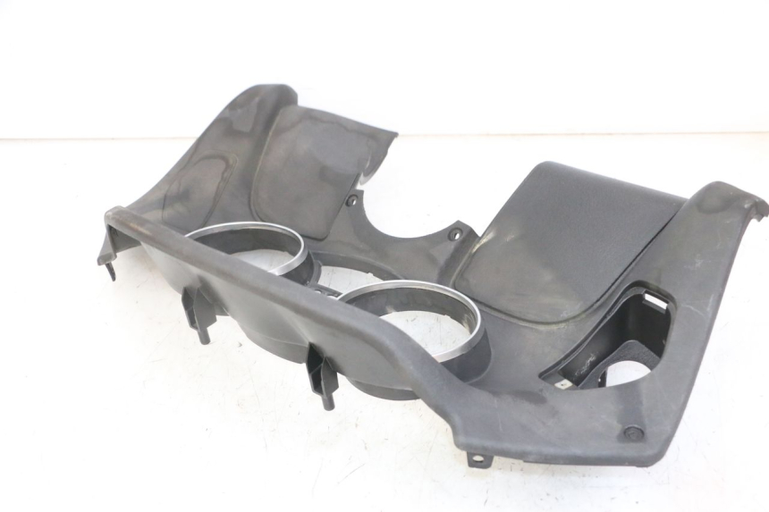 photo de ENTOURAGE COMPTEUR PIAGGIO MP3 LT 300 (2010 - 2016) - Zoom état d’usage