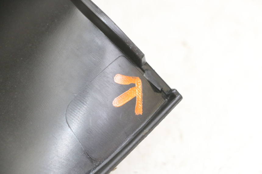 photo de ENTOURAGE COMPTEUR PIAGGIO MP3 LT 300 (2010 - 2016) - Marquages et références