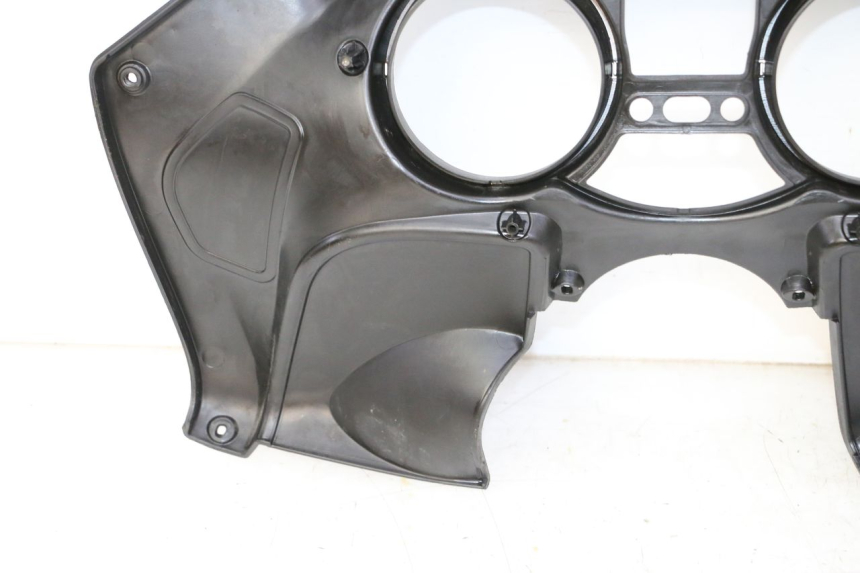 photo de ENTOURAGE COMPTEUR PIAGGIO MP3 LT 300 (2010 - 2016) - État de surface