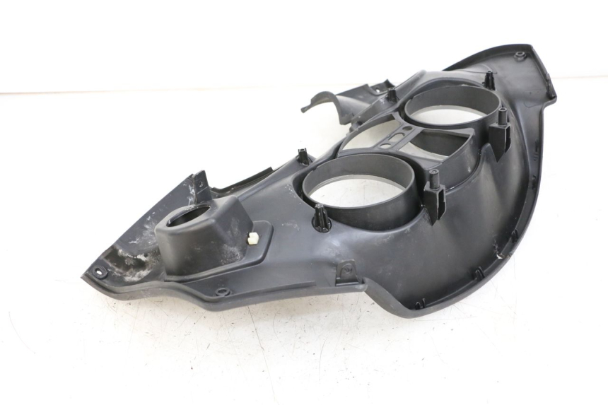 photo de ENTOURAGE COMPTEUR PIAGGIO MP3 125 (2006 - 2014) - Détail de la pièce