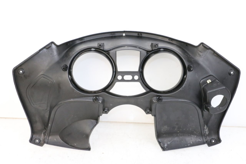 photo de ENTOURAGE COMPTEUR PIAGGIO MP3 125 (2006 - 2014) - Vue d’ensemble