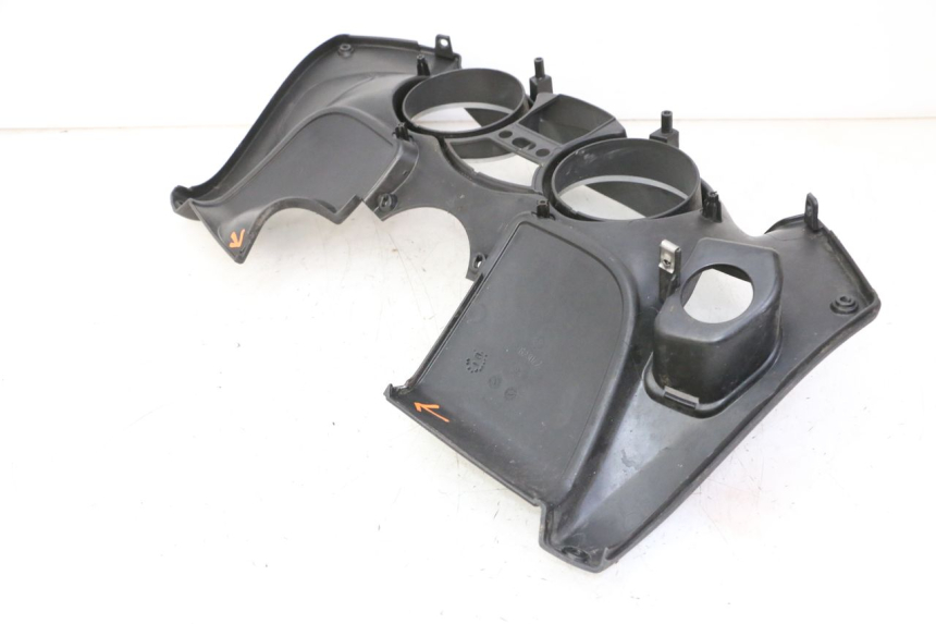 photo de ENTOURAGE COMPTEUR PIAGGIO MP3 500 (2011 - 2015) - Zoom état d’usage