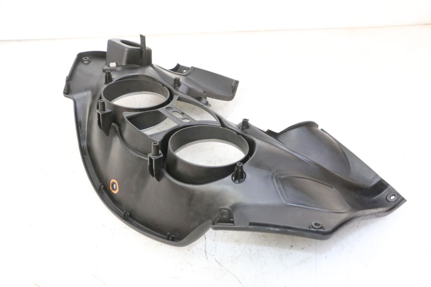 photo de ENTOURAGE COMPTEUR PIAGGIO MP3 RL 250 (2006 - 2010) - Autre angle de vue