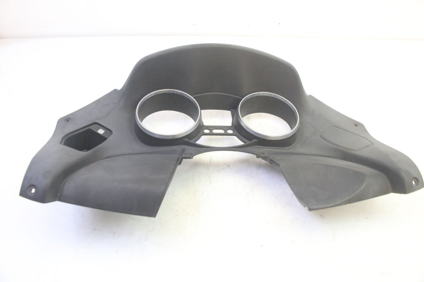 photo de ENTOURAGE COMPTEUR PIAGGIO MP3 RL 250 (2006 - 2010) - Détail de la pièce