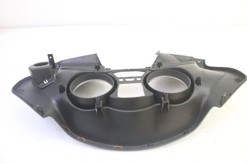 photo de ENTOURAGE COMPTEUR PIAGGIO MP3 RL 250 (2006 - 2010) - Vue d’ensemble