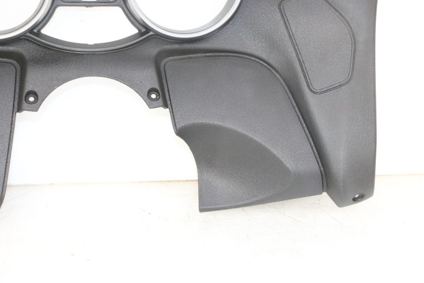 photo de ENTOURAGE COMPTEUR PIAGGIO MP3 RL 250 (2006 - 2010) - Vue produit