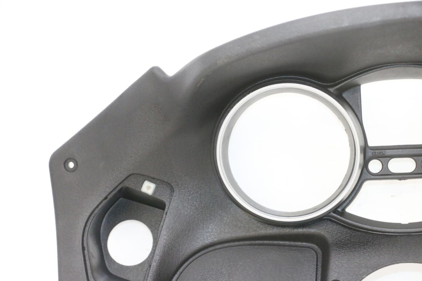 photo de ENTOURAGE COMPTEUR PIAGGIO MP3 RL 250 (2006 - 2010) - Zoom composants