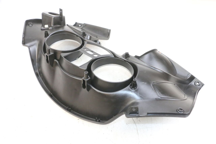 photo de ENTOURAGE COMPTEUR PIAGGIO MP3 RL 250 (2006 - 2010) - Autre angle de vue