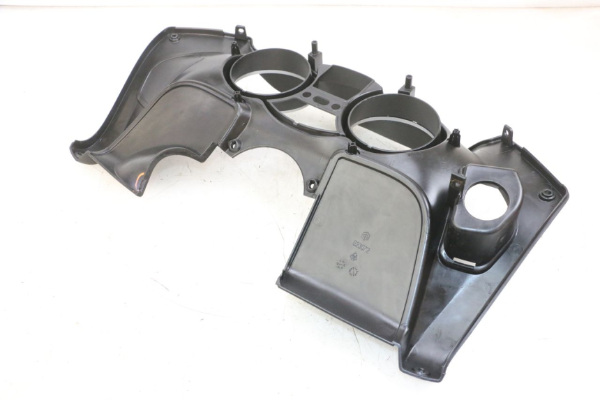 photo de ENTOURAGE COMPTEUR PIAGGIO MP3 RL 250 (2006 - 2010) - Vue d’ensemble