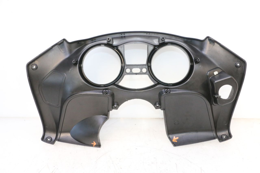 photo de ENTOURAGE COMPTEUR PIAGGIO MP3 RL 250 (2006 - 2010) - Pièce contrôlée