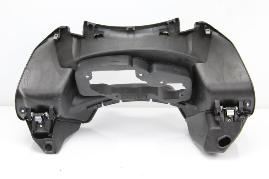 photo de ENTOURAGE COMPTEUR GILERA NEXUS 125 (2009 - 2013) - Zoom état d’usage