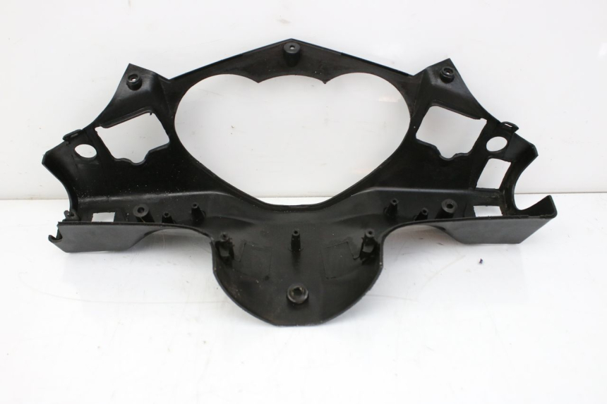 photo de ENTOURAGE COMPTEUR KEEWAY OUTLOOK 125 (2007 - 2013) - Gros plan technique