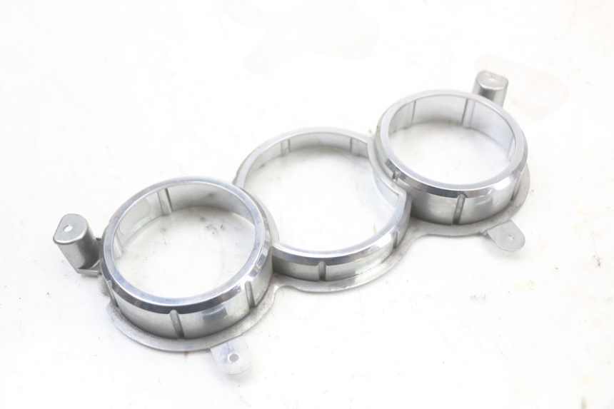 photo de ENTOURAGE COMPTEUR PEUGEOT SATELIS 125 (2010 - 2012) - Zoom état d’usage