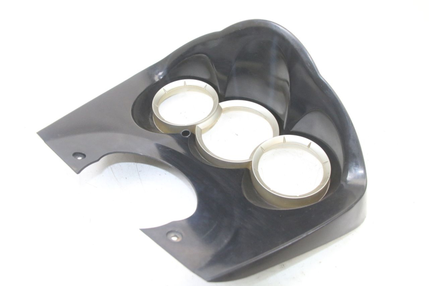 photo de ENTOURAGE COMPTEUR PEUGEOT SATELIS 125 (2013 - 2018) - Zoom état d’usage