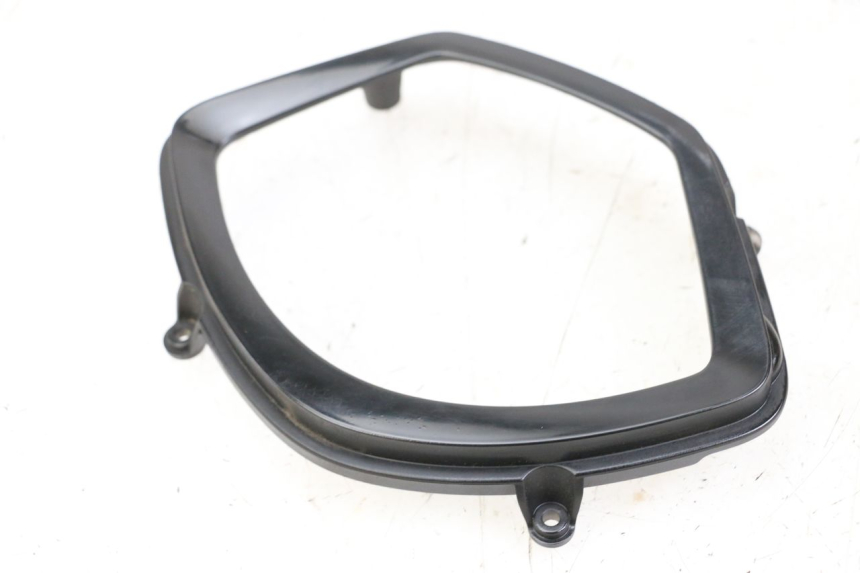 photo de ENTOURAGE COMPTEUR PIAGGIO LIBERTY IGET 4T 50 (2021 - 2025) - Zoom état d’usage