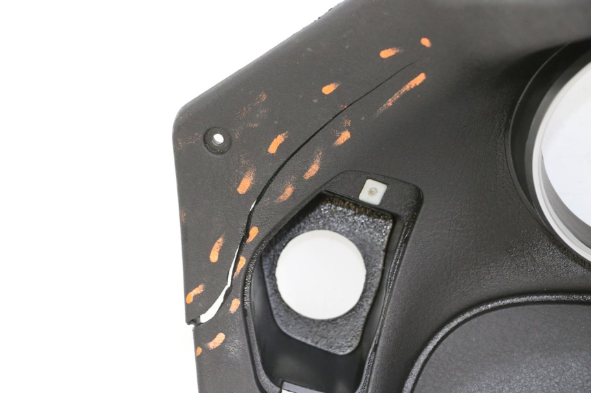 photo de ENTOURAGE COMPTEUR PIAGGIO MP3 LT 400 (2007 - 2012) - Vue rapprochée