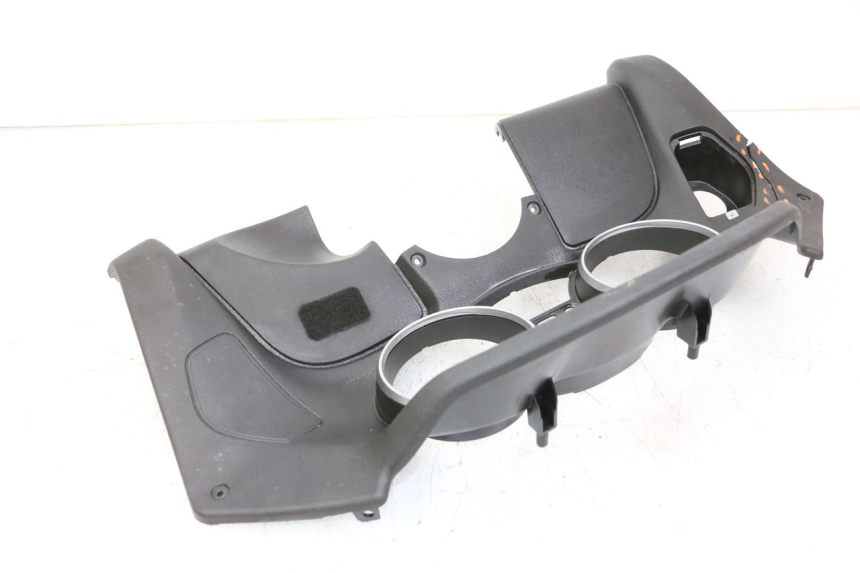 photo de ENTOURAGE COMPTEUR PIAGGIO MP3 LT 400 (2007 - 2012) - Marquages et références