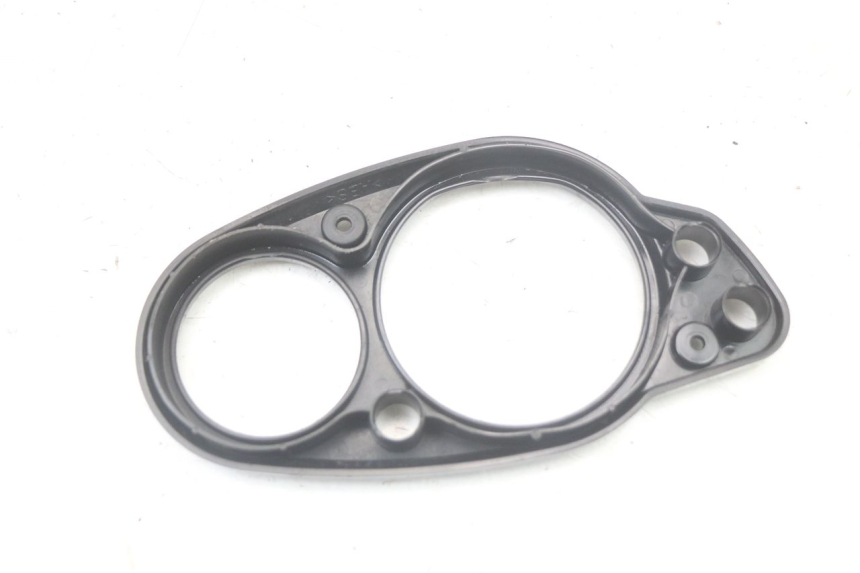 photo de ENTOURAGE COMPTEUR PIAGGIO NEW TYPHOON 50 (2010 - 2017) - Autre angle de vue