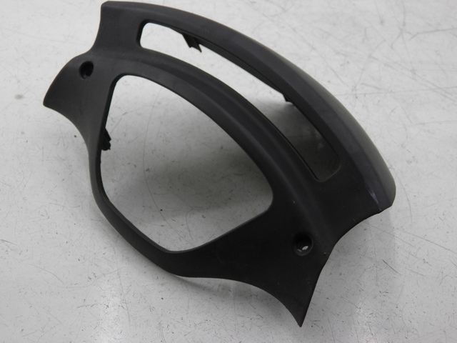 photo de ENTOURAGE COMPTEUR PIAGGIO X9 EVOLUTION 125 (2003 - 2007) - Détail de la pièce