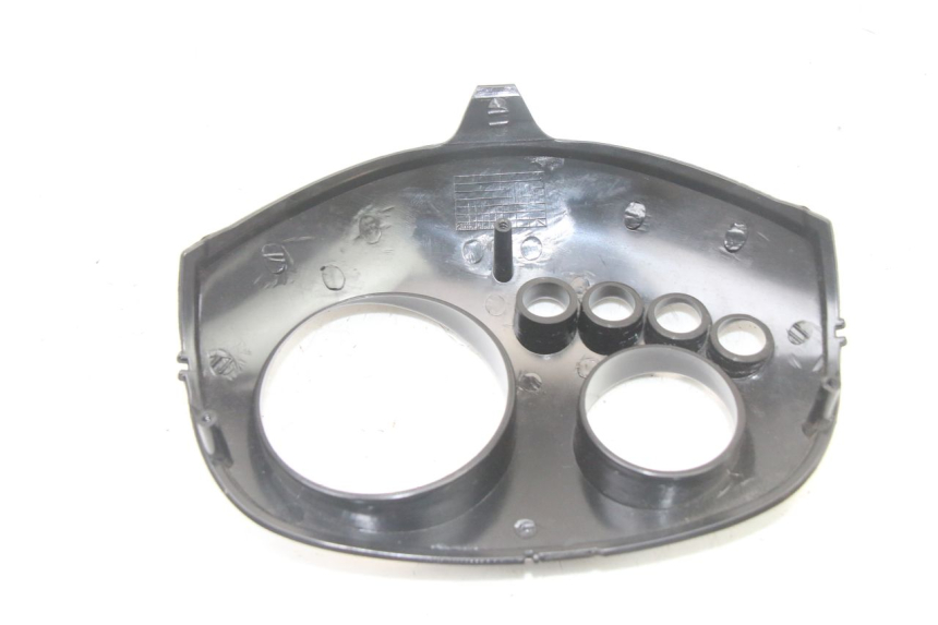 photo de ENTOURAGE COMPTEUR PIAGGIO ZIP 4T 50 (2018 - 2020) - Zoom état d’usage