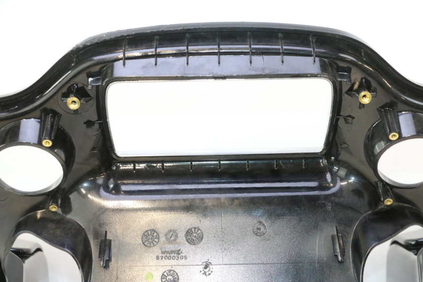 photo de ENTOURAGE COMPTEUR HARLEY DAVIDSON ROAD GLIDE FLTRXSE 1920 (2018 - 2022) - Vue rapprochée